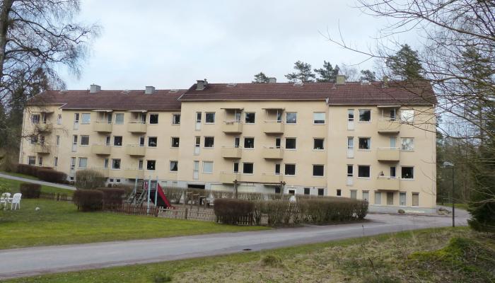 Brf Stigbygeln i Borås skulle ha fyllt 50 året därpå. Nu finns den inte längre! Inte en enda person ville ställa upp i styrelsen på senaste årsmötet, så föreningen tyckte det var lika bra att kasta in handduken.